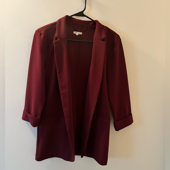 Maurices blazer size Small- burgundy color - Picture 1 of 3